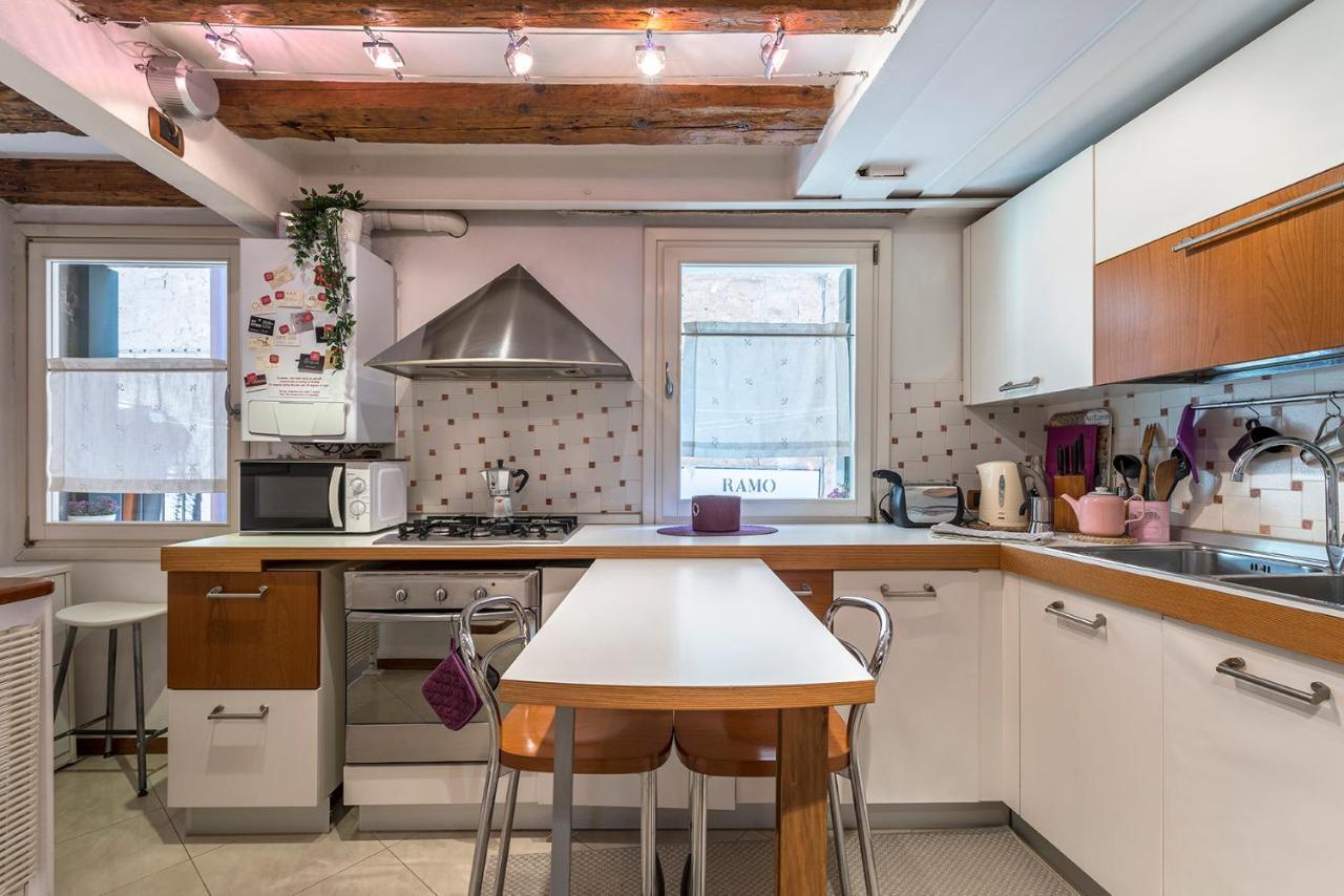 Piccolo - Cozy Studio In The Heart Of Authentic Veneza Exterior foto